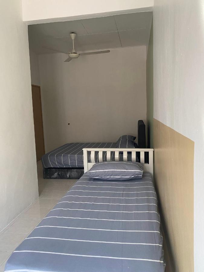 Villa Comfy Sutera Seberang Jaya Kampong Belah Dua Exterior foto